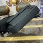 louis vuitton pilot wearable wallet black 9