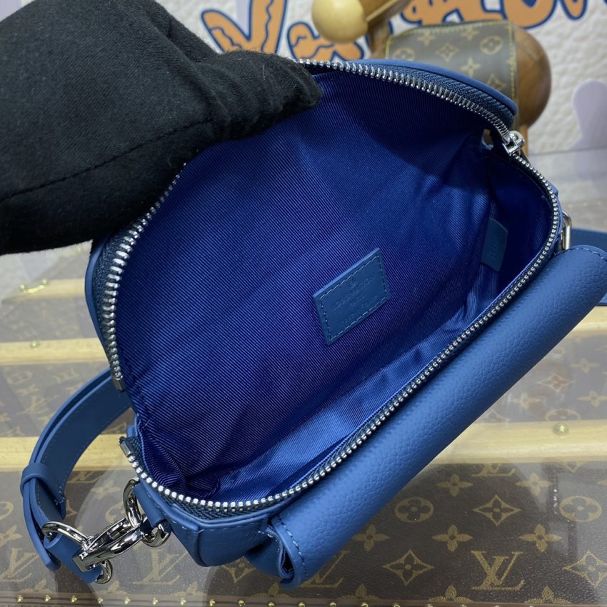 louis vuitton pilot wearable wallet blue 4