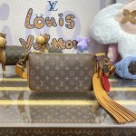 louis vuitton pochette accessoires bag 2
