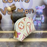 louis vuitton pochette cosmetique orange 2