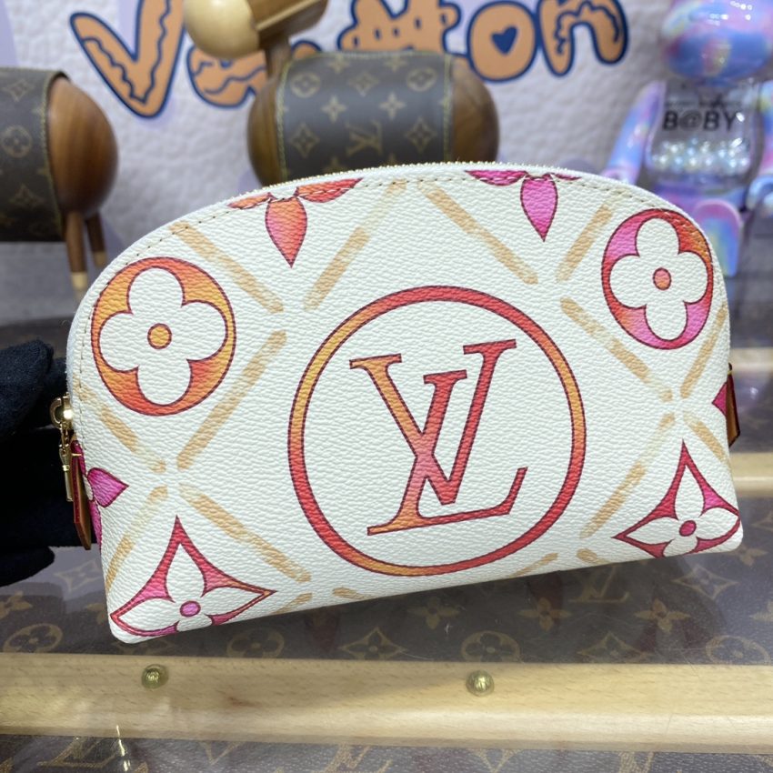 louis vuitton pochette cosmetique orange 3