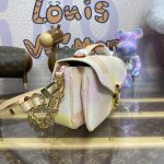 louis vuitton pochette metis east west pink grid 2