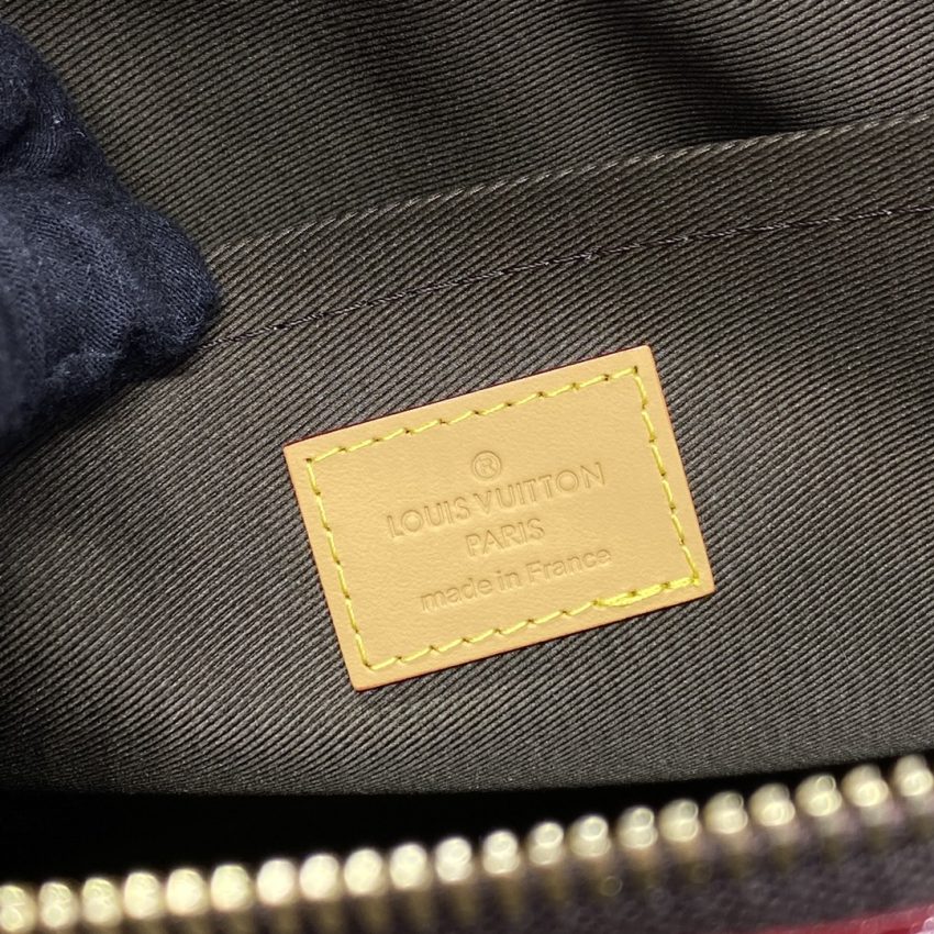 louis vuitton pochette voyage brown 9