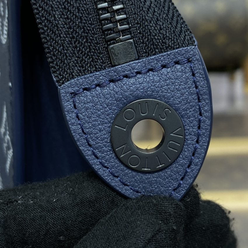 louis vuitton pochette voyage dark blue 7