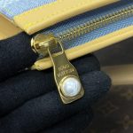 louis vuitton pochette voyage denim 9
