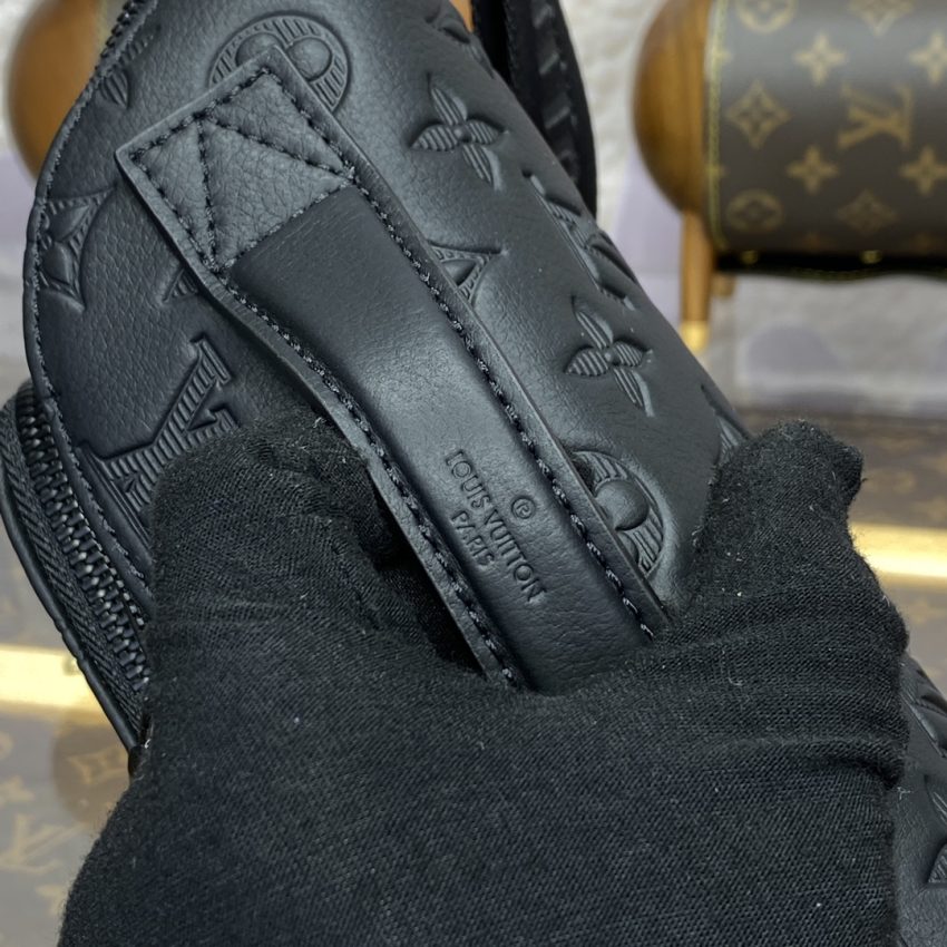 louis vuitton rush bumbag black 3