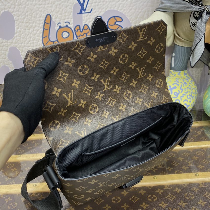 louis vuitton s cape messenger brown 8
