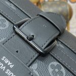 louis vuitton saumur messenger bag 5