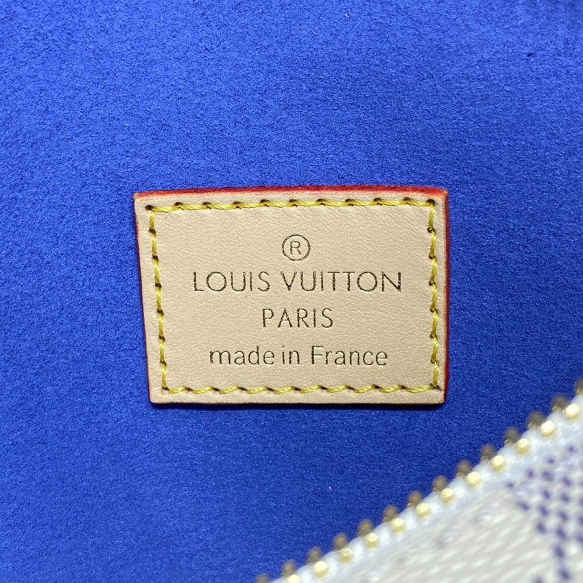 louis vuitton side trunk beige square 3