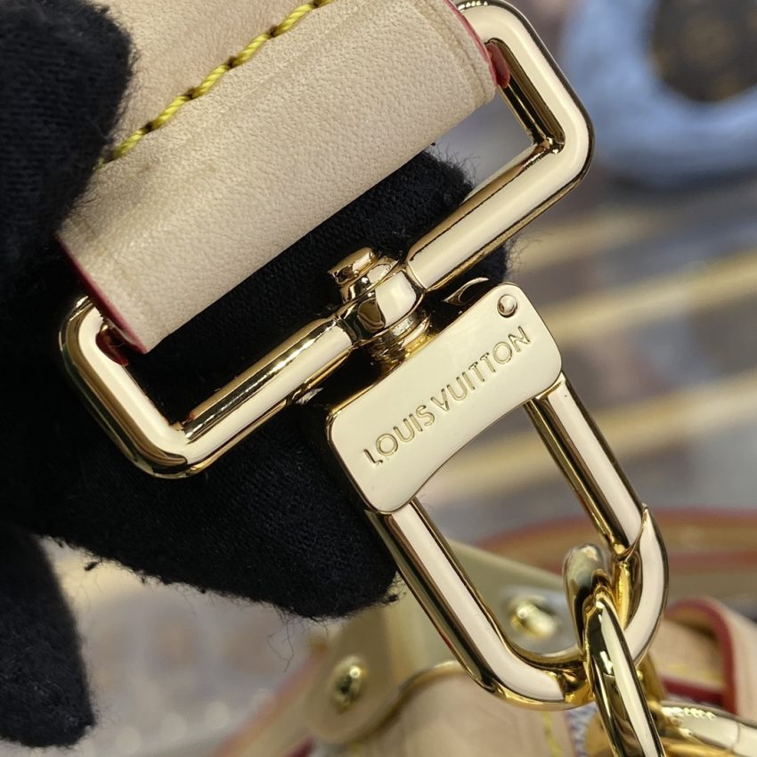 louis vuitton side trunk beige square 5