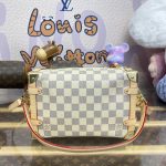 louis vuitton side trunk beige square 8