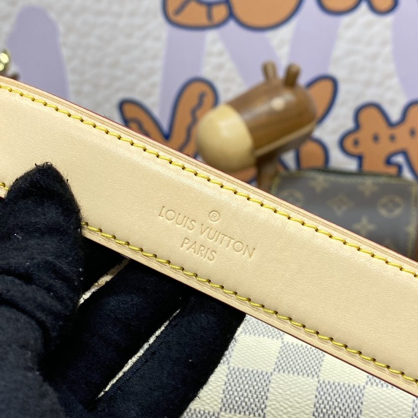 louis vuitton side trunk beige square 9
