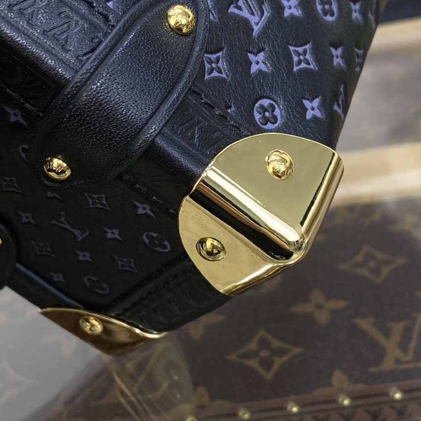louis vuitton side trunk black 3