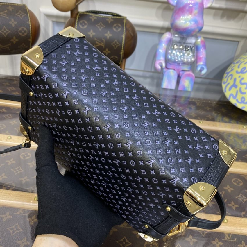 louis vuitton side trunk black 6