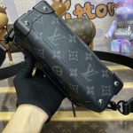 louis vuitton soul trunk cross body black 11
