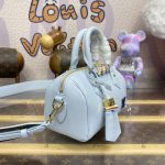 louis vuitton speedy 18 sky blue 10