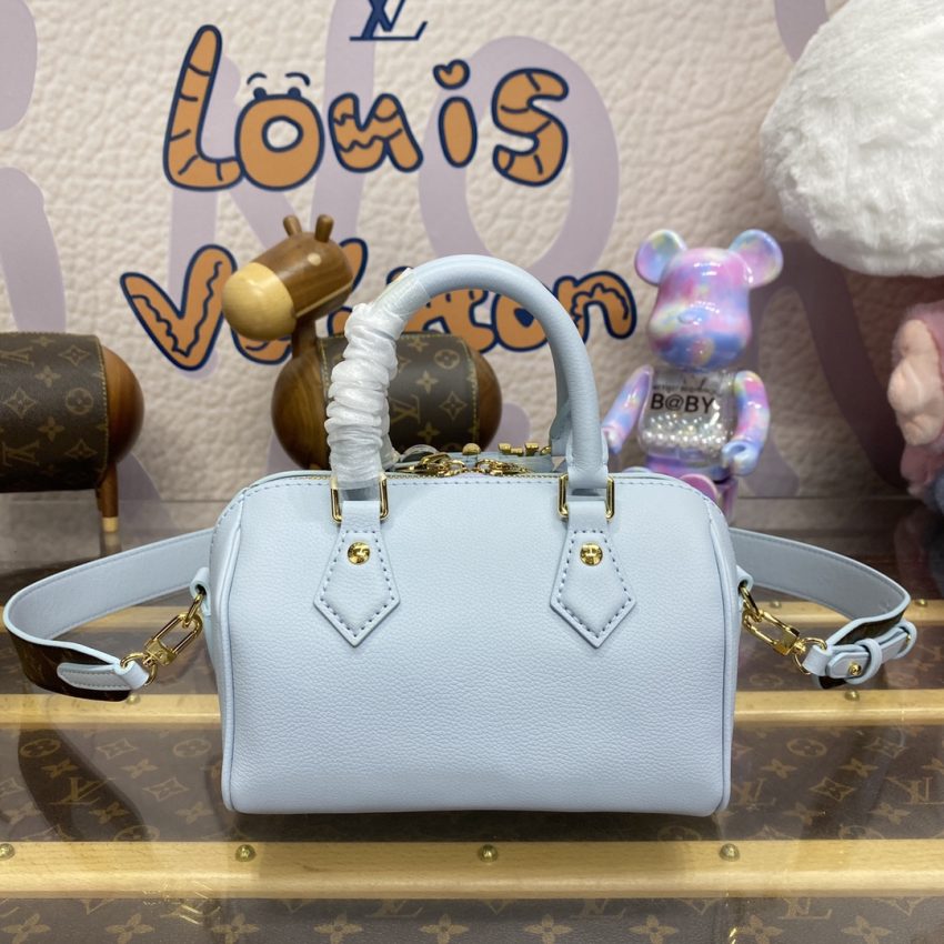 louis vuitton speedy 18 sky blue 4