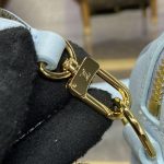 louis vuitton speedy 18 sky blue 8