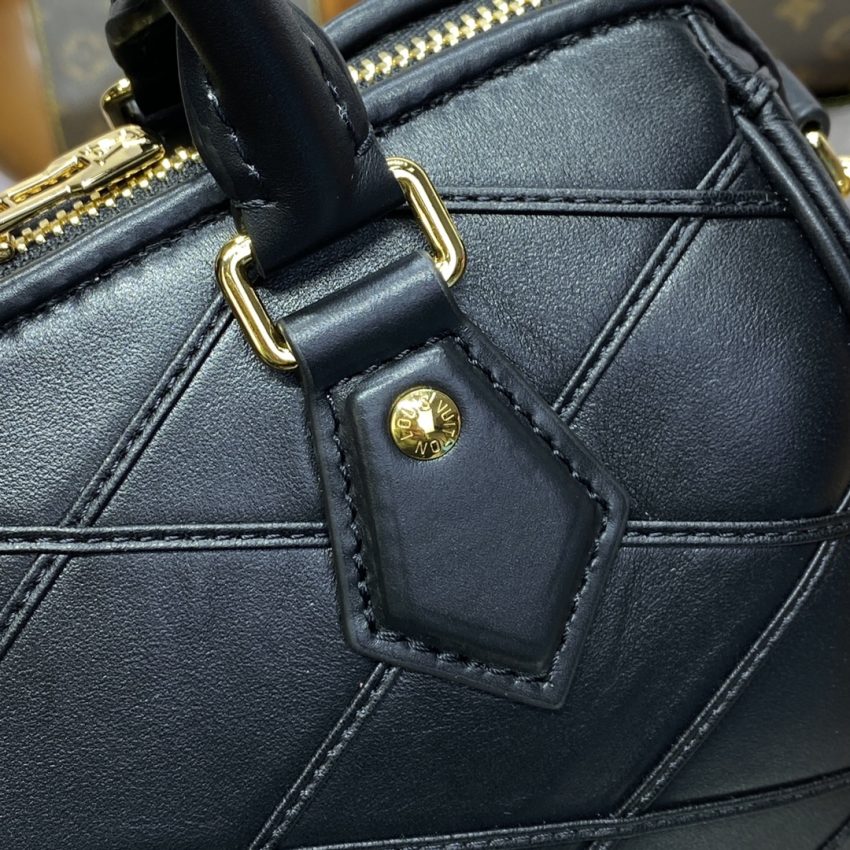 louis vuitton speedy bandouliere 20 black 4