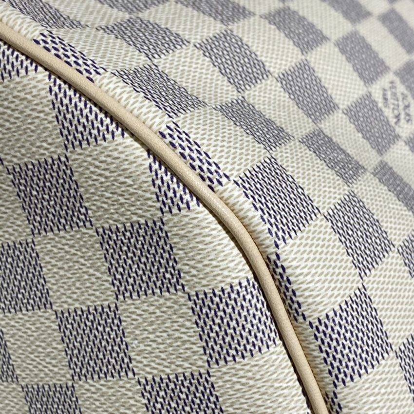 louis vuitton speedy white grid 2