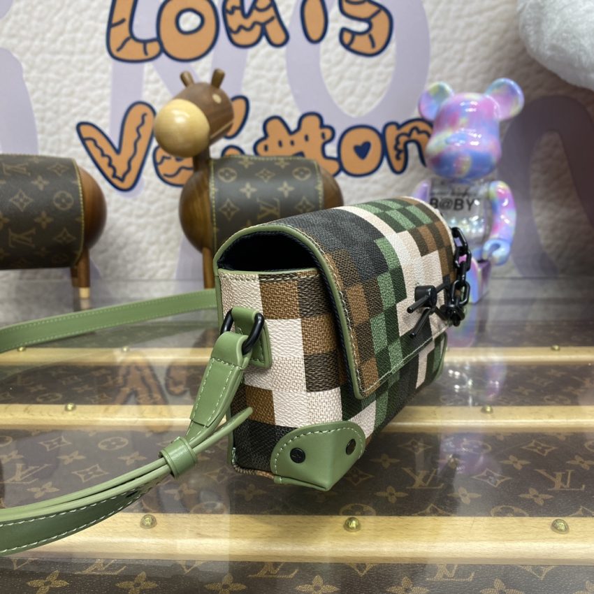 louis vuitton steamer wearable wallet 6