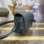 louis vuitton steamer wearable wallet black canvas 6