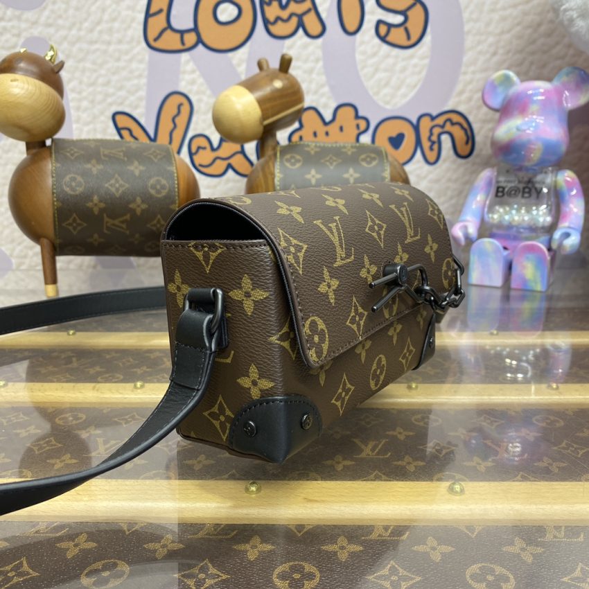 louis vuitton steamer wearable wallet brown 2