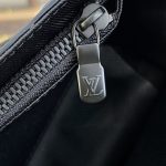 louis vuitton steamer wearable wallet full black 3