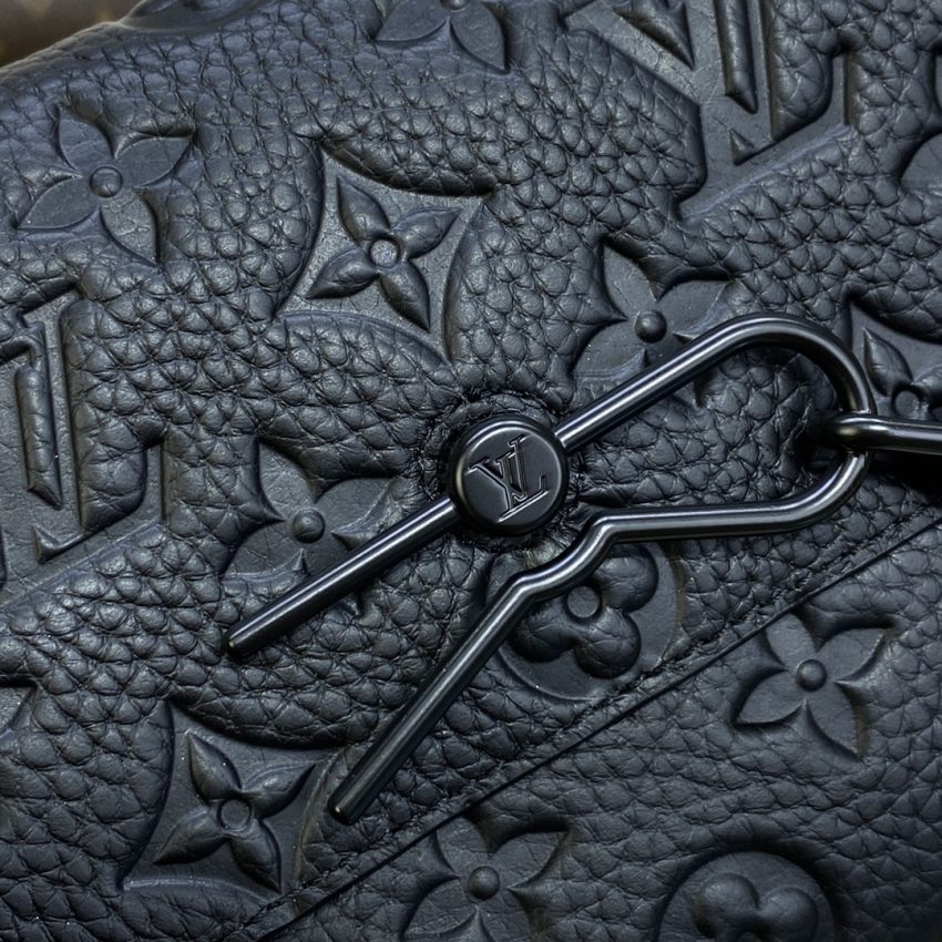 louis vuitton steamer wearable wallet full black 5