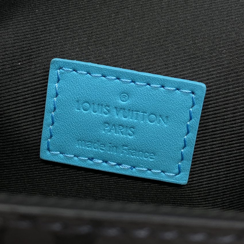 louis vuitton steamer wearable wallet grey 2