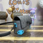 louis vuitton steamer wearable wallet grey 4
