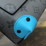 louis vuitton steamer wearable wallet grey 9