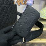 louis vuitton trio messenger full black 2