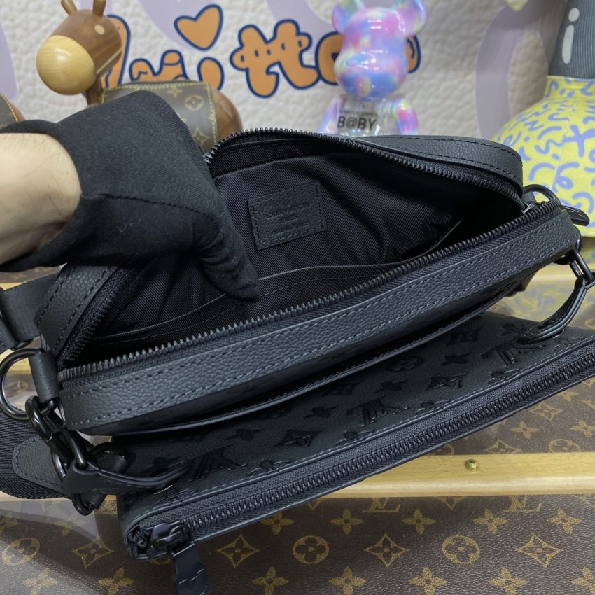 louis vuitton trio messenger full black 7