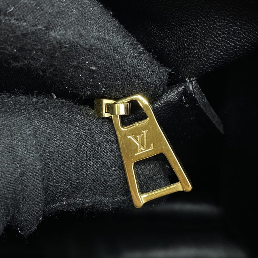 louis vuitton twist black 8