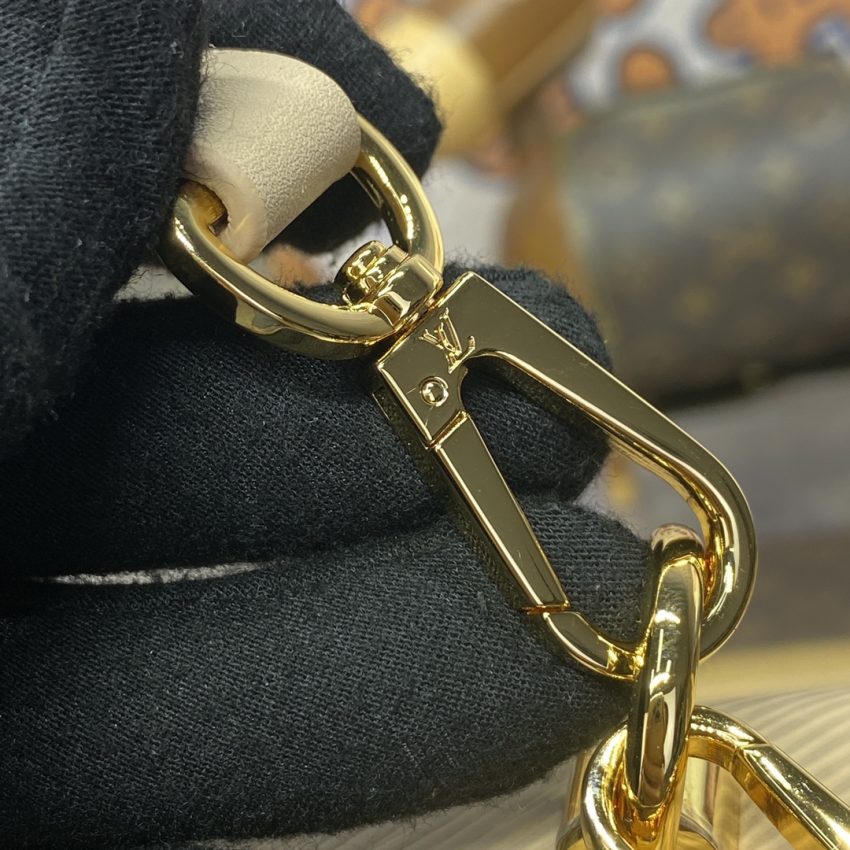 louis vuitton twist golden 9