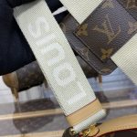 louis vuitton utility crossbody 9