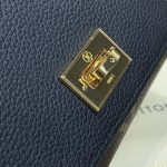Louis Vuitton Victorine On My Side Pung 8