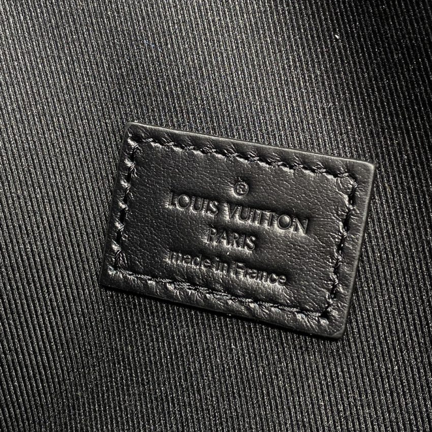 louis vuitton wearable wallet black 2