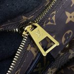 lv onthego black soft 2