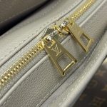 lv onthego east west beige 8