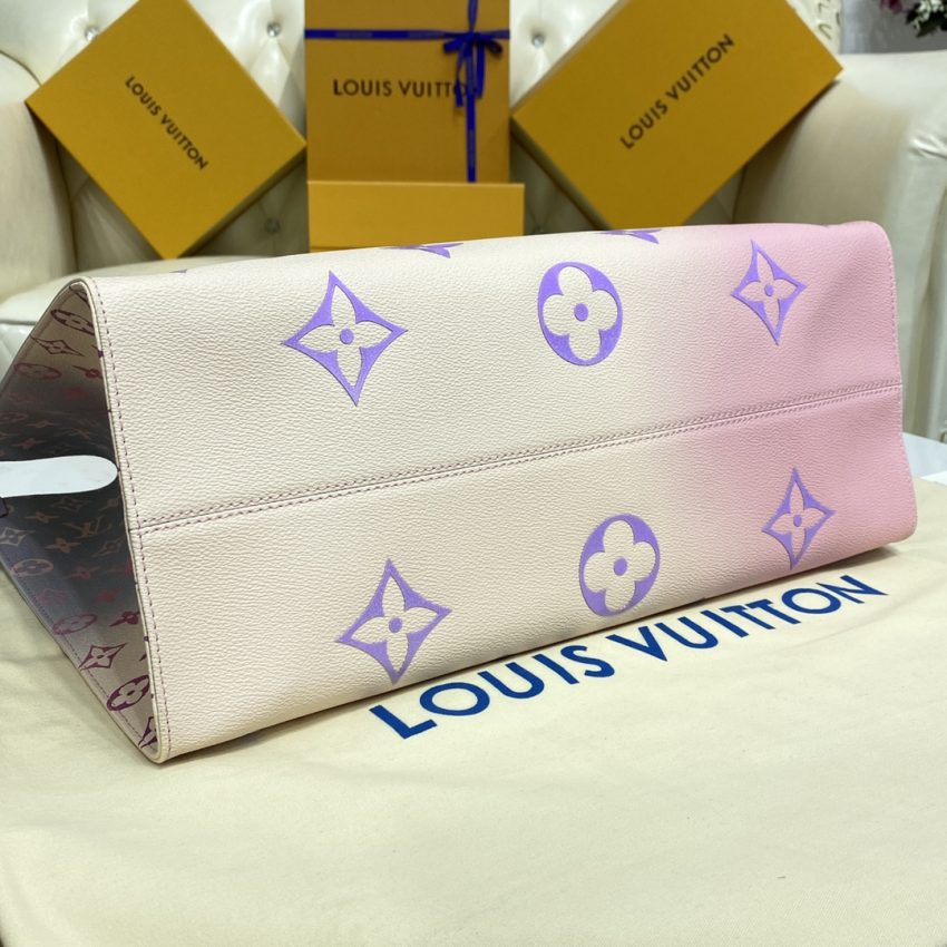 lv onthego large purple 2