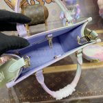 lv onthego purple 5