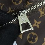 lv onthego silver soft 8