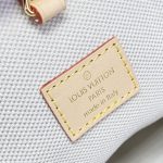 lv onthego voyage 11