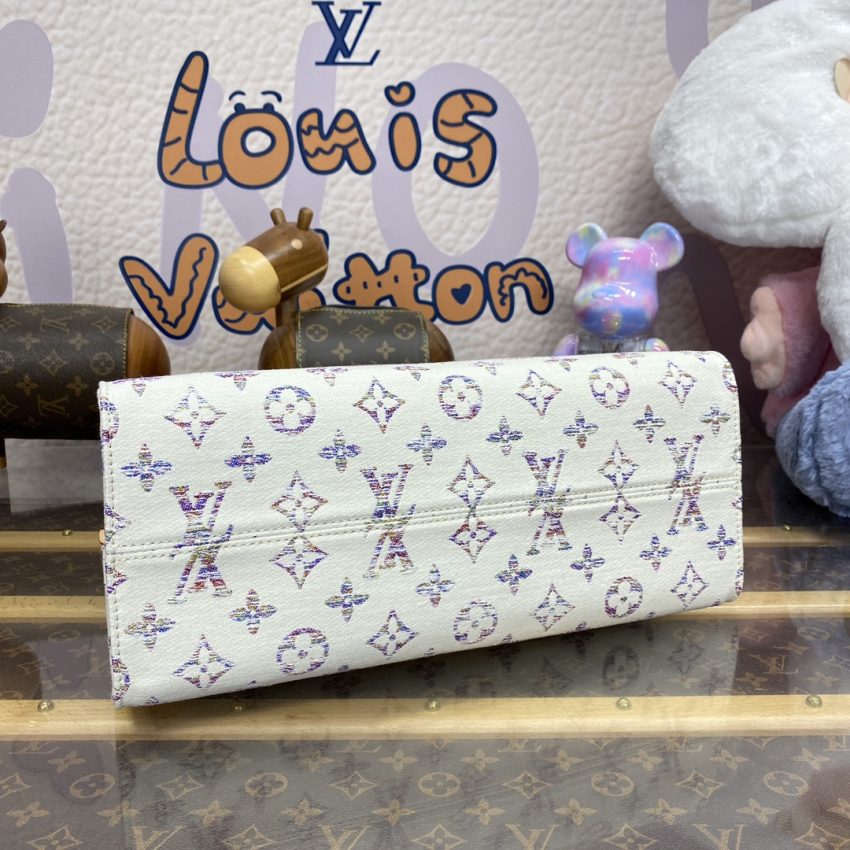 lv onthego white denim 5