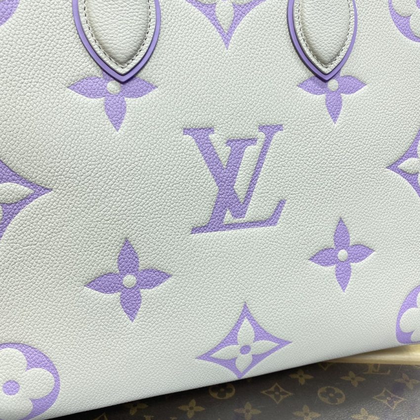 lv onthego white purple 2