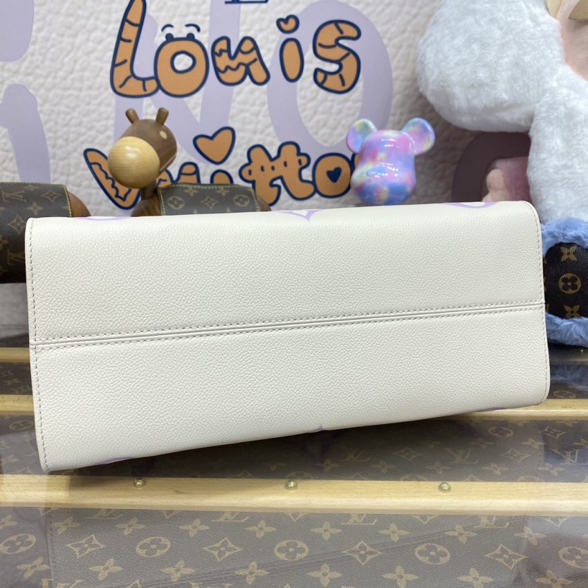 lv onthego white purple 3