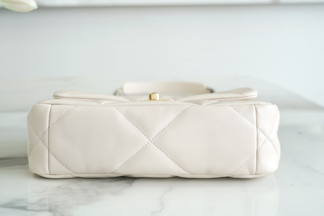 milk-tea9 Chanel 19 Flap Bag Mink Tea - chanel 19 milk tea dupe detail 8