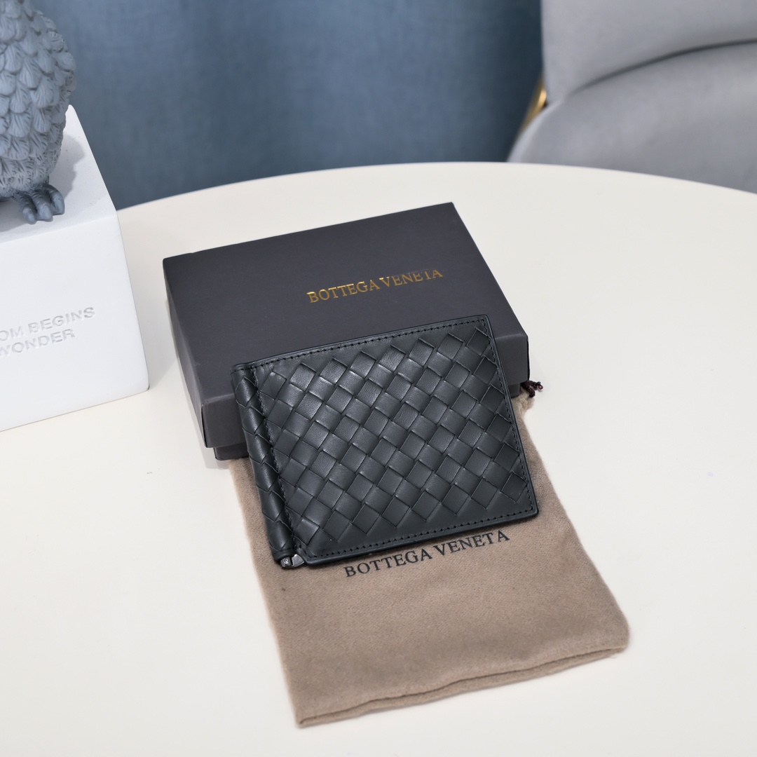 moneyclip-piccolo-black-1 Bottega Veneta Money Clip Holder in Piccolo Black - Italian Leather Replica